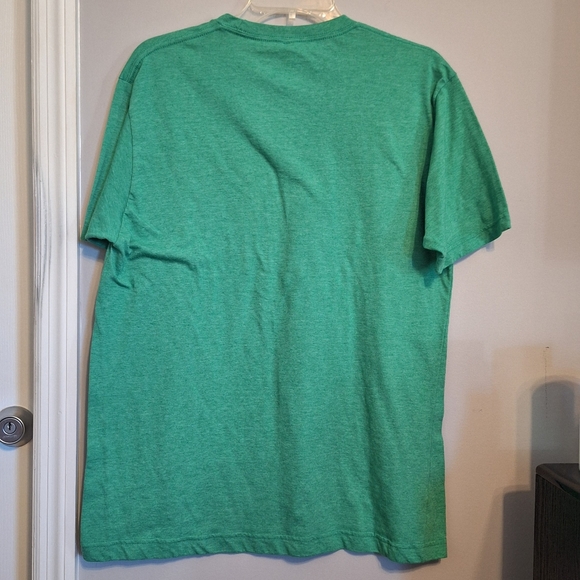 Green T-Shirt with Smiley Shamrock/Clover Design St Patrick's Day - Picture 2 of 8